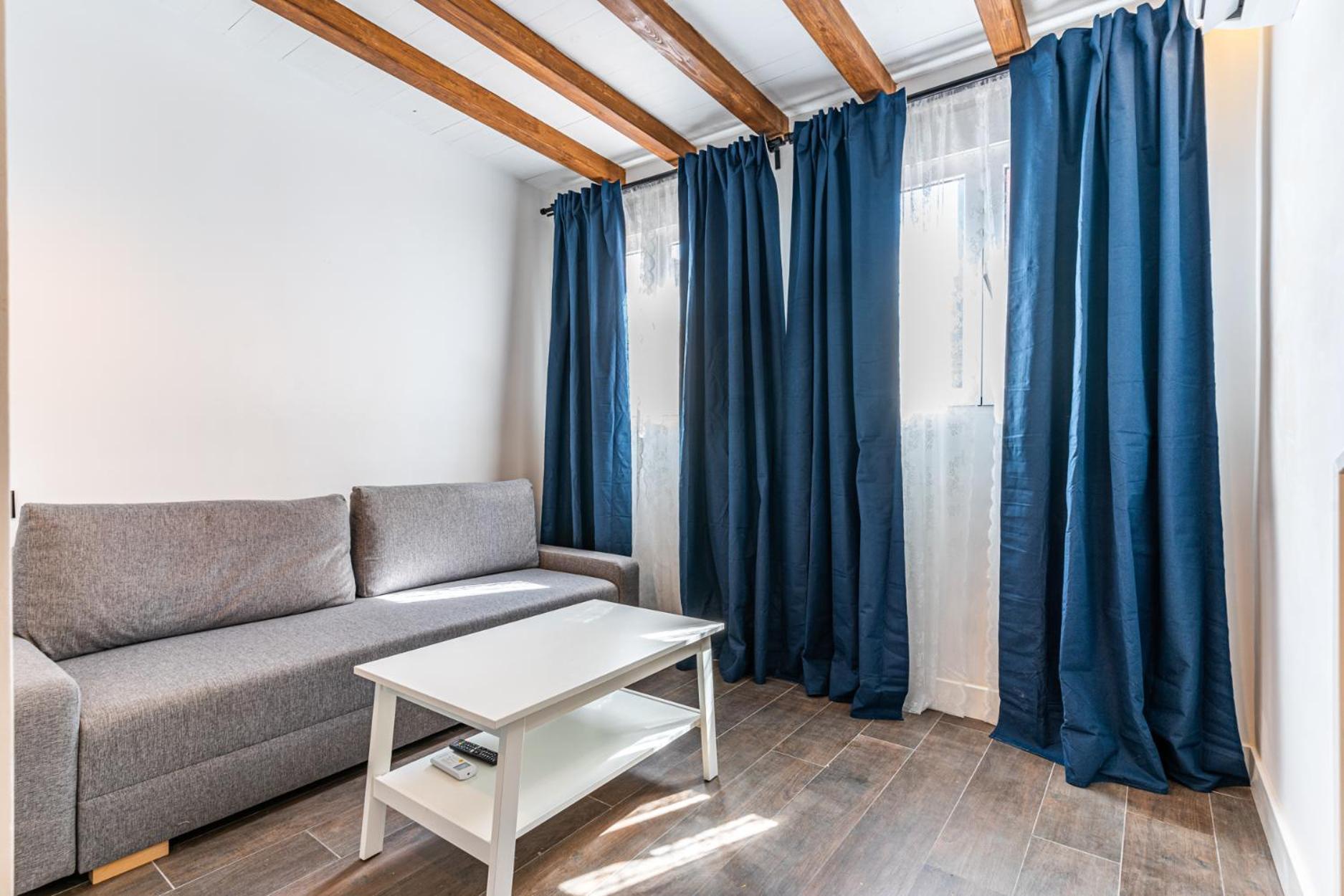 Vr Estudios Apartments Мадрид Экстерьер фото