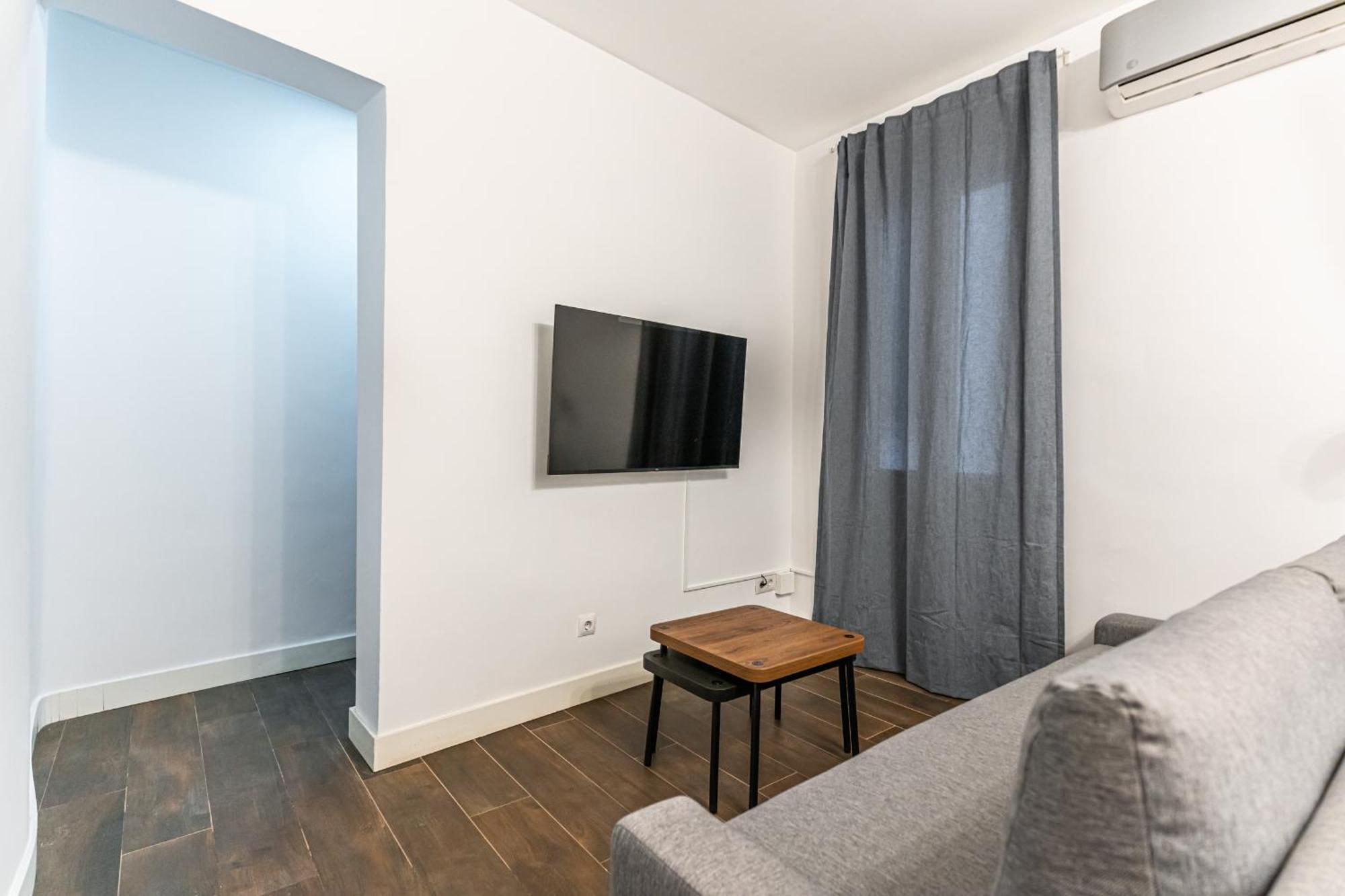 Vr Estudios Apartments Мадрид Экстерьер фото