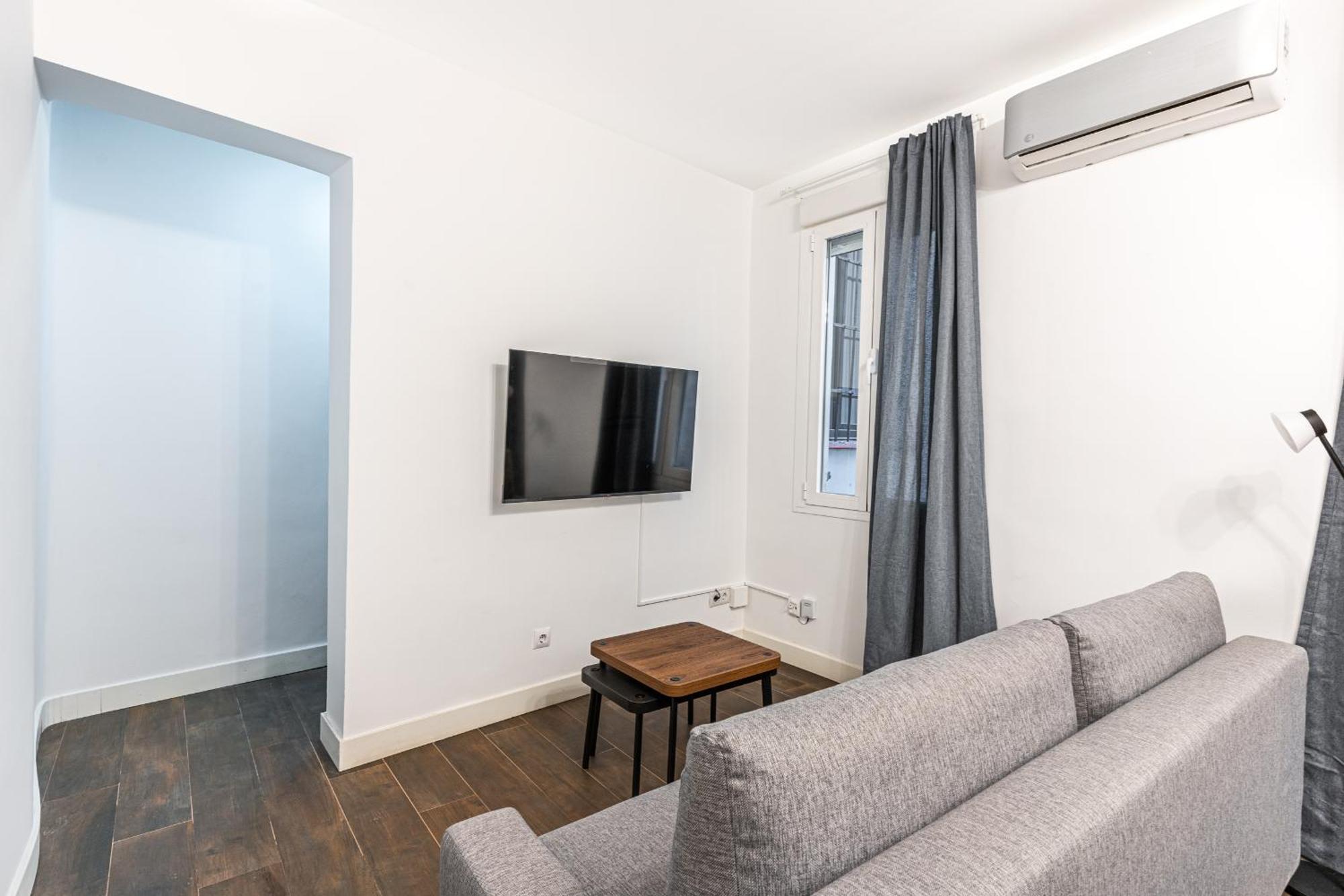 Vr Estudios Apartments Мадрид Экстерьер фото